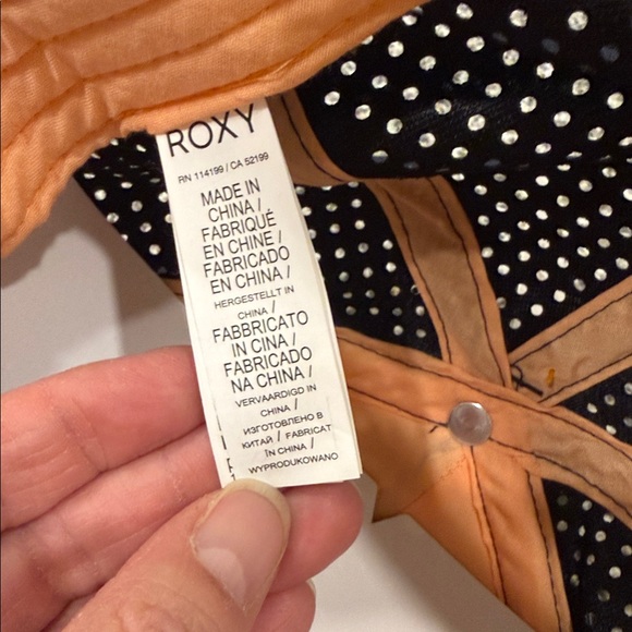 Roxy New Multicolor Adult Adjustable Activewear Sporty Hat with Peach Brim - Picture 6 of 8